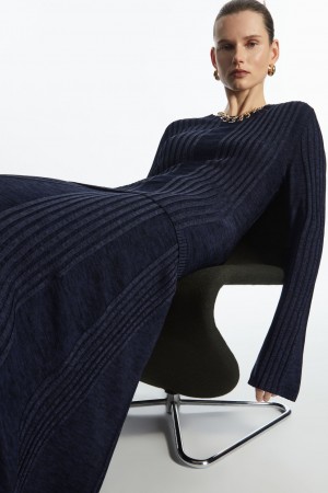 Dámské Topy COS Flared-Sleeve Žebrovaný-Panel Tmavě Blankyt | COS Eshop CZ-50913CRQM