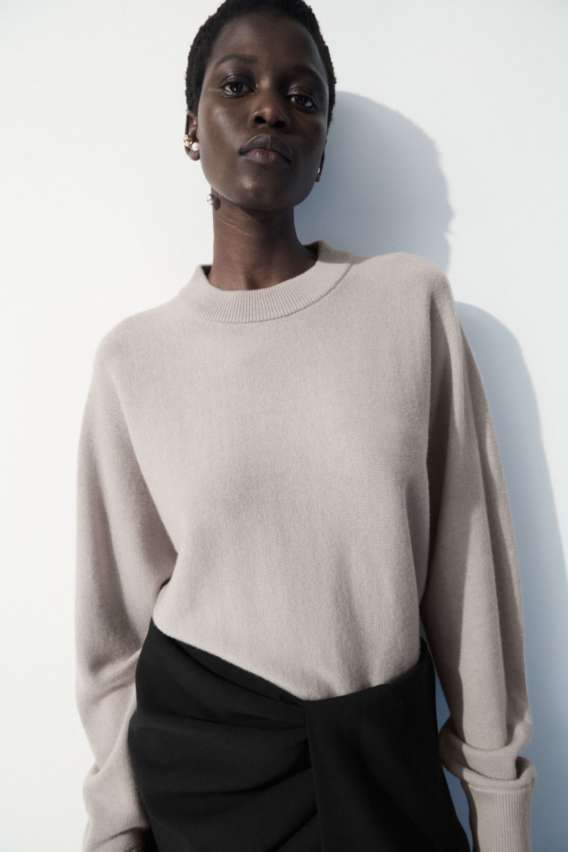 Dámské Svetry COS The Essential Cashmere Béžový | COS Eshop CZ-52869AHVY