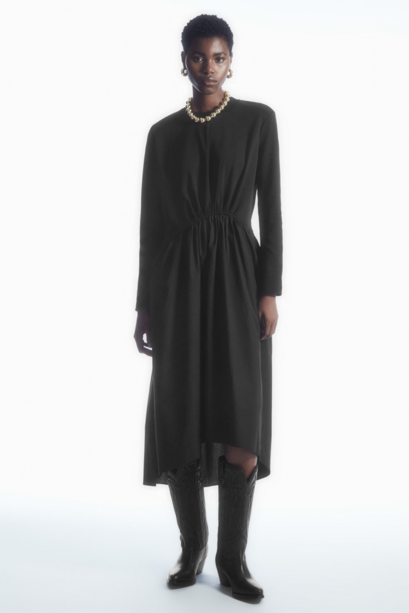 Dámské Šaty COS Asymmetric Gathered-Pasem Midi Černé | COS Eshop CZ-21403EROG